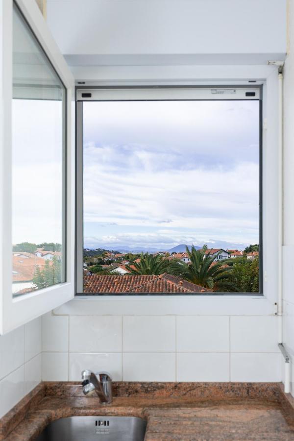 Larrun - Vue Sur La Montagne Proche De La Plage Bidart Exteriér fotografie